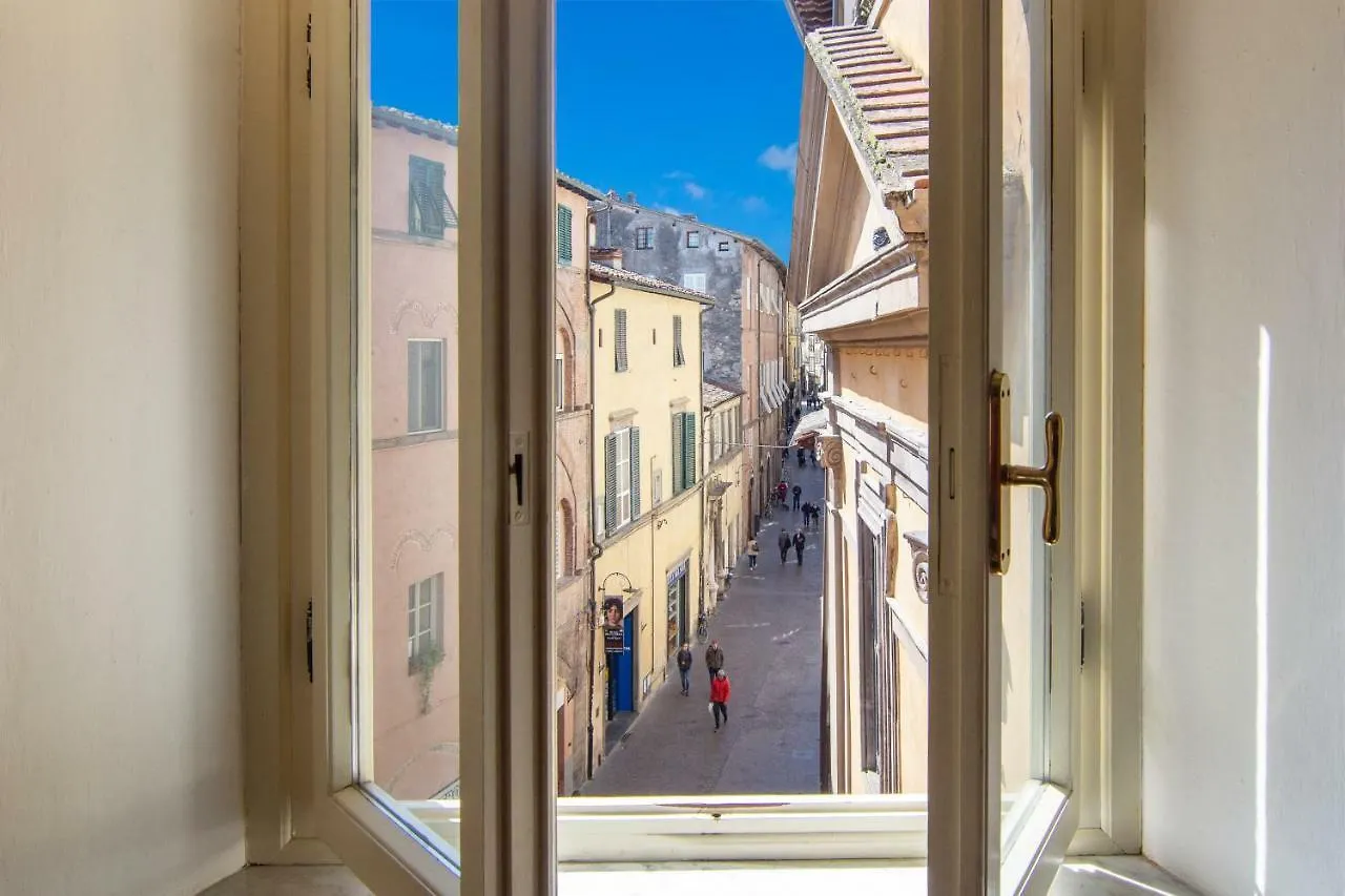 Studio La Boheme Apartment Lucca Italy