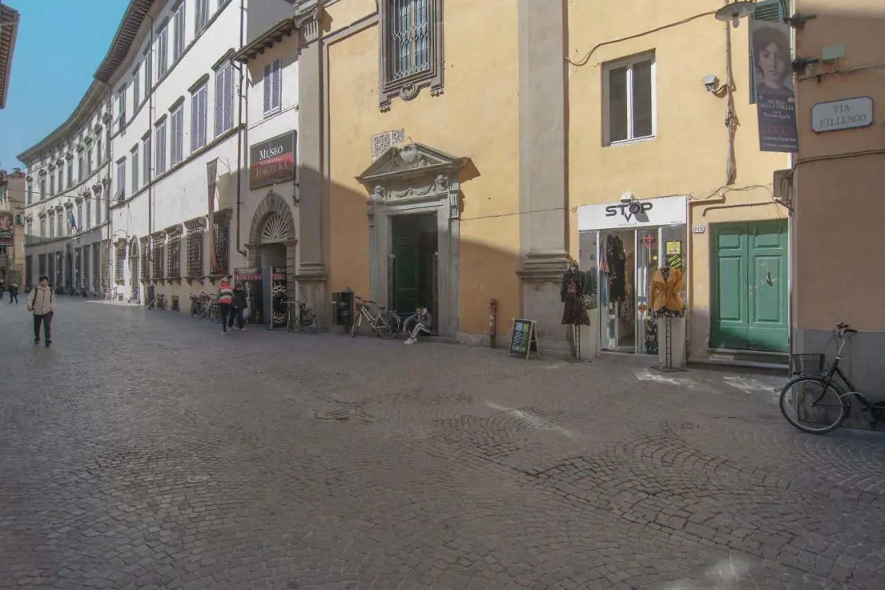 Studio La Boheme Apartment Lucca